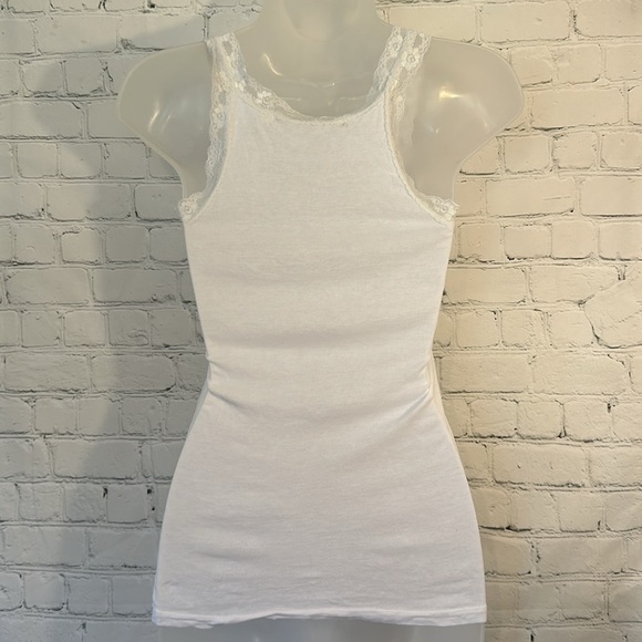 Michael Stars the original tee-white with lace - Picture 4 of 7